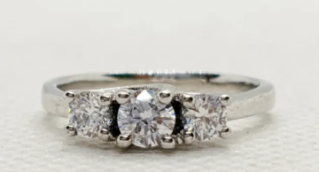 Silver Women Ring – Diamond Style