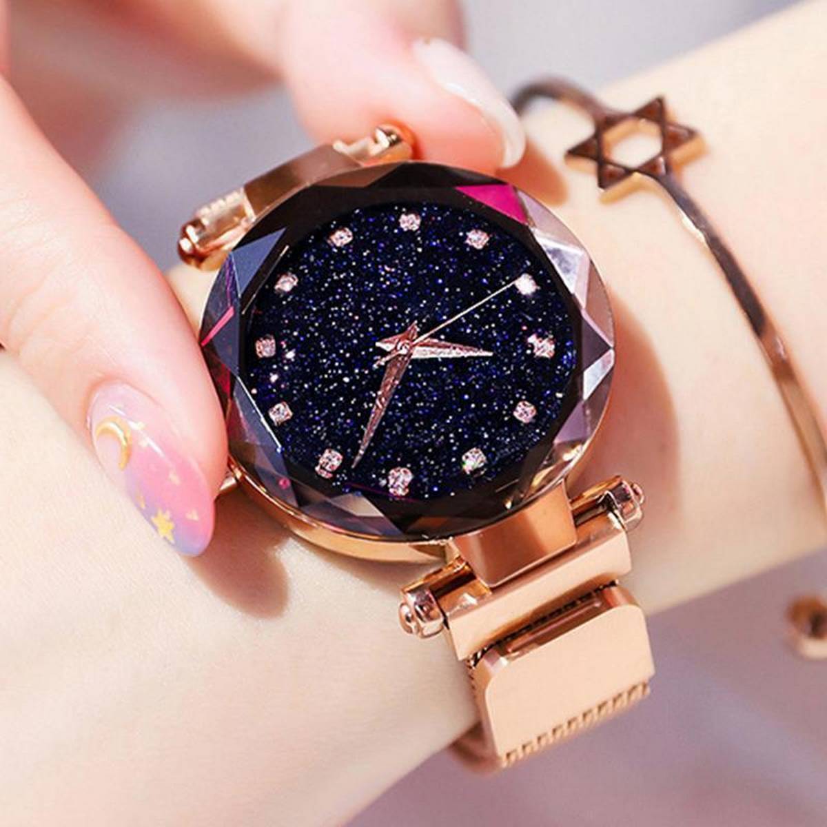 ✨ Stylish Ladies Watch – Starry Sky Analog with Mesh Magnet Buckle